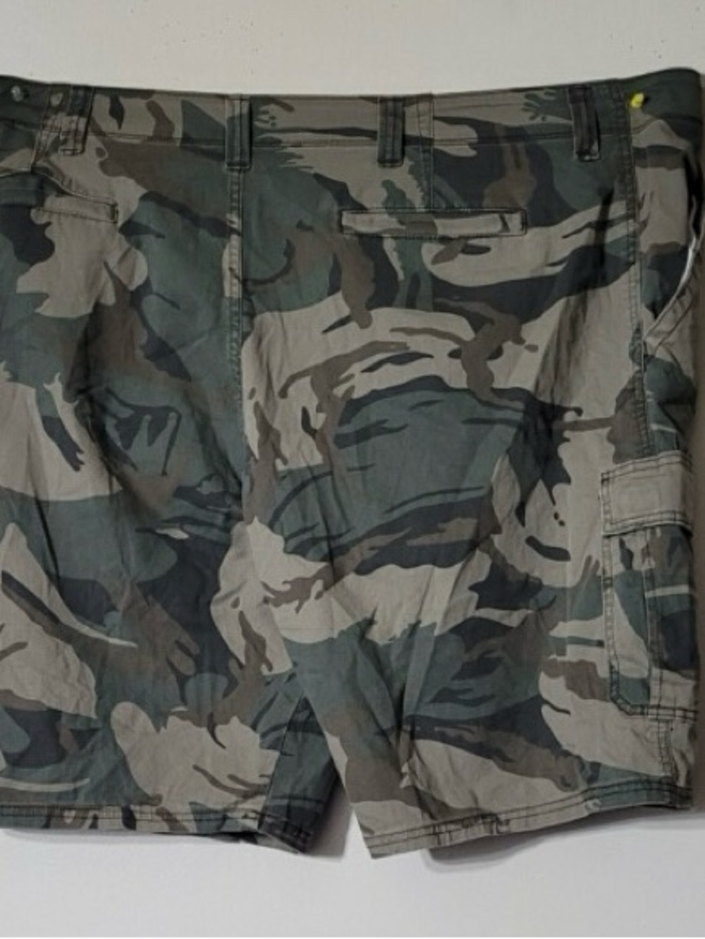Wrangler Men's Camo Cargo Shorts in Gray and Green